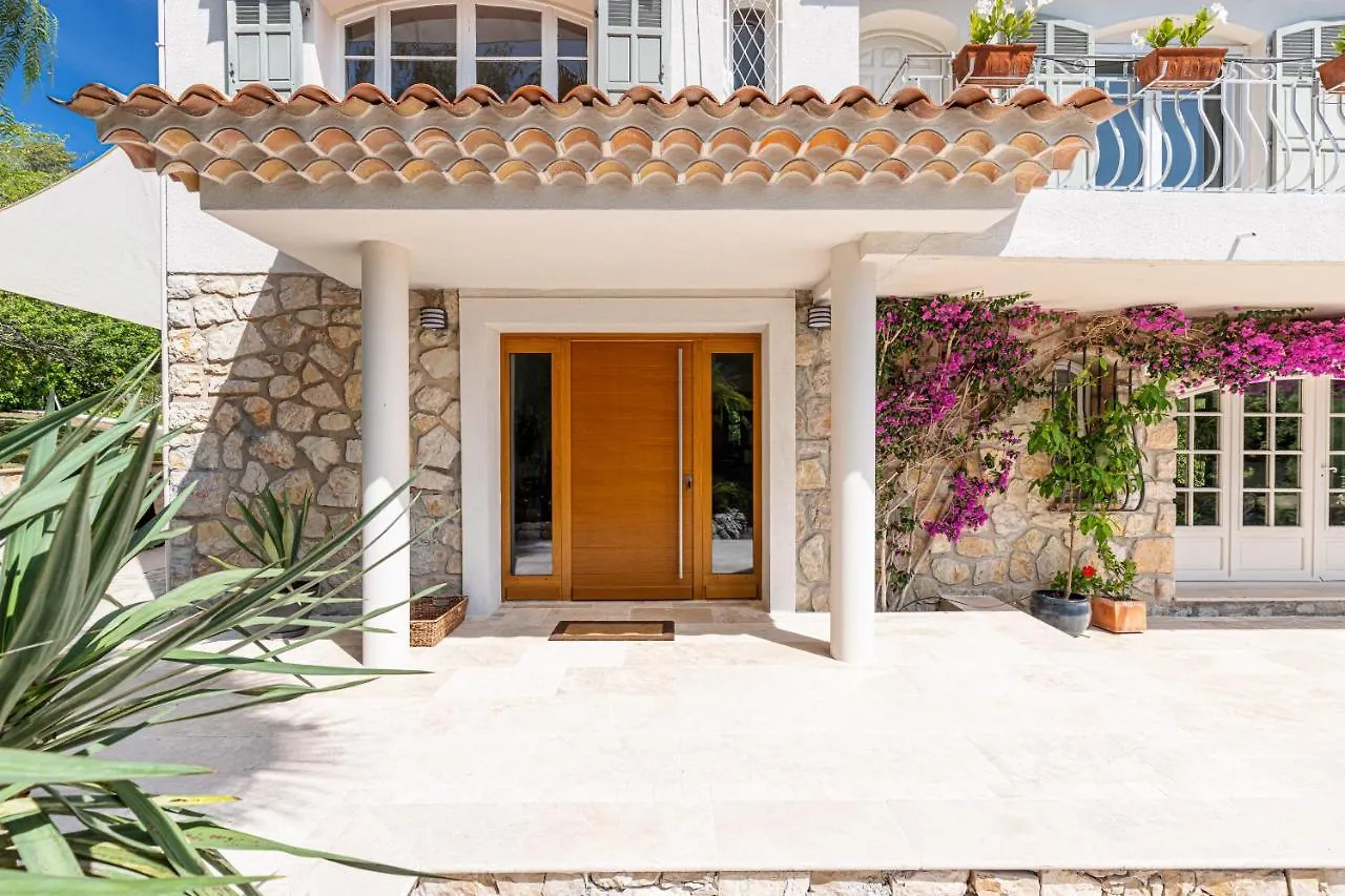 Private & Comfortable Stone Villa With Pool Roquefort-les-Pins